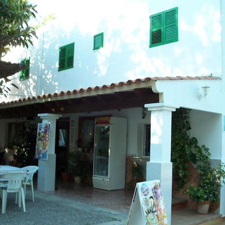 Pension Las Tres Golondrinas Es Figueral Экстерьер фото