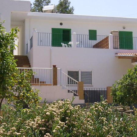 Pension Las Tres Golondrinas Es Figueral Экстерьер фото