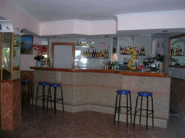 Pension Las Tres Golondrinas Es Figueral Экстерьер фото