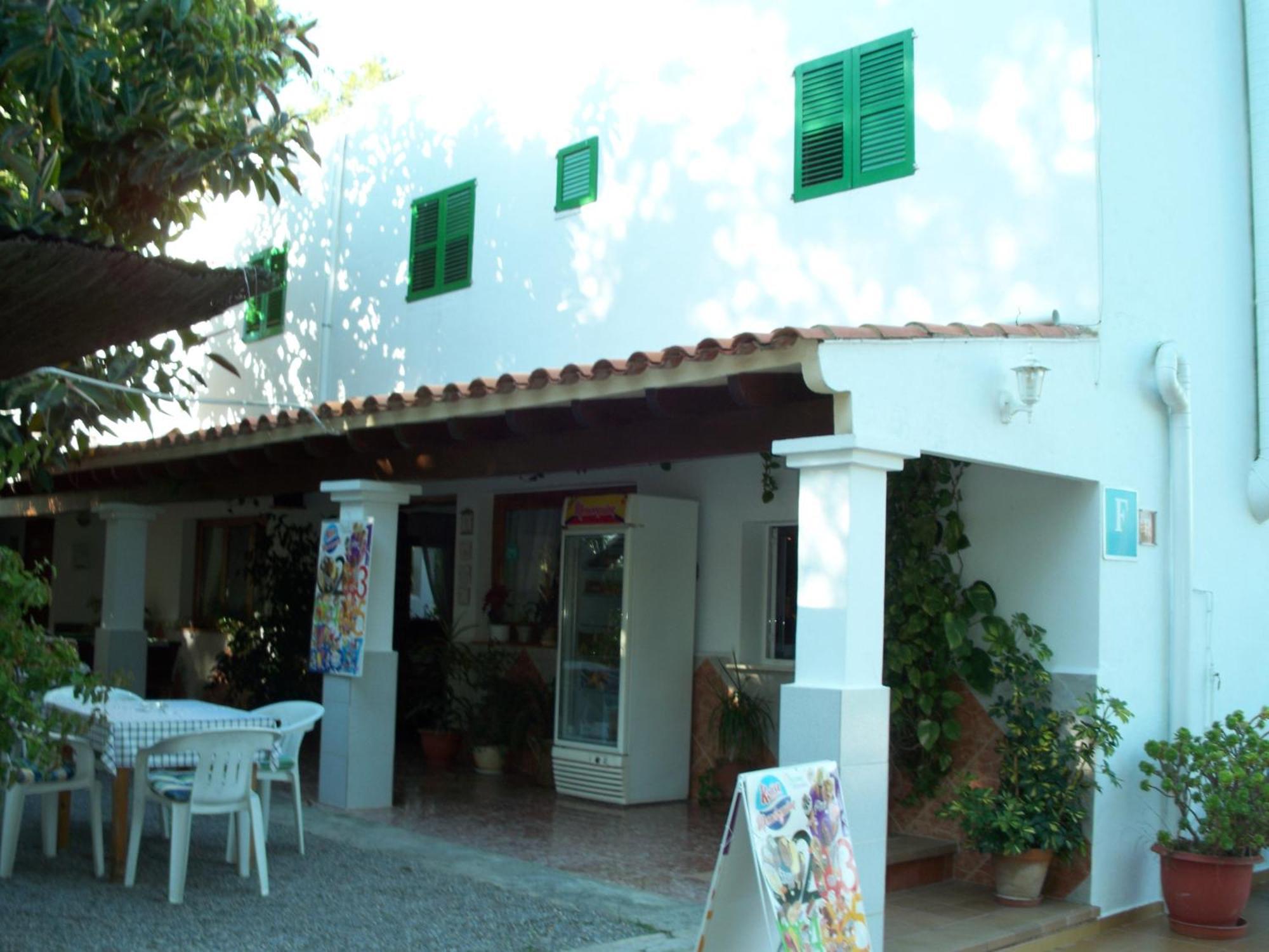 Pension Las Tres Golondrinas Es Figueral Экстерьер фото